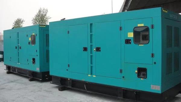 鹤壁康明斯400kw大型柴油二手发电机组 鹤壁康明斯400kw大型柴油二手发电机组