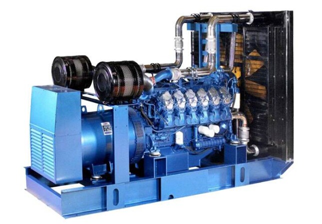 鹤壁康明斯30kw小型柴油二手发电机组 鹤壁康明斯30kw小型柴油二手发电机组